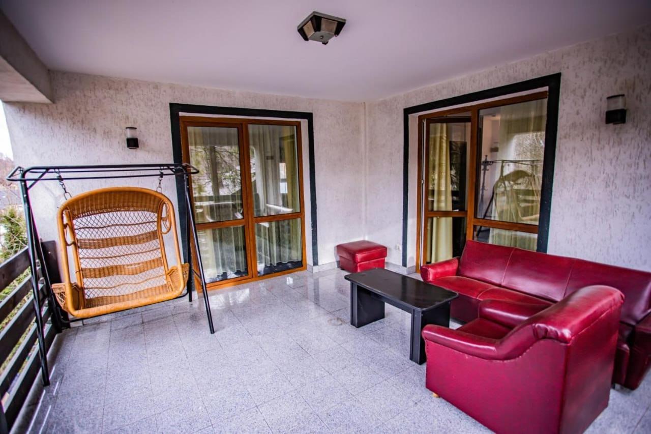 Casa Octavian Sucevita Exterior photo